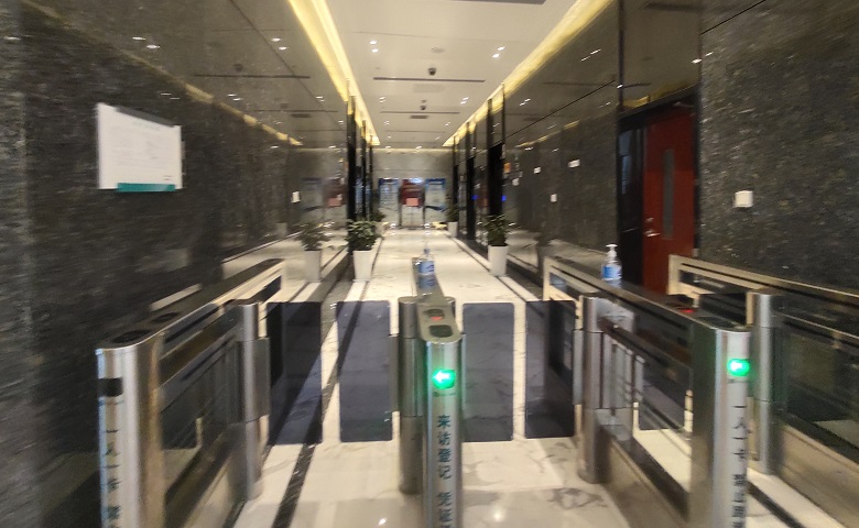 电梯间